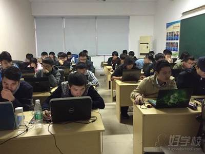 長沙嵌入式與軟件開發(fā)培訓(xùn)班 開啟智能時代的職業(yè)新篇章